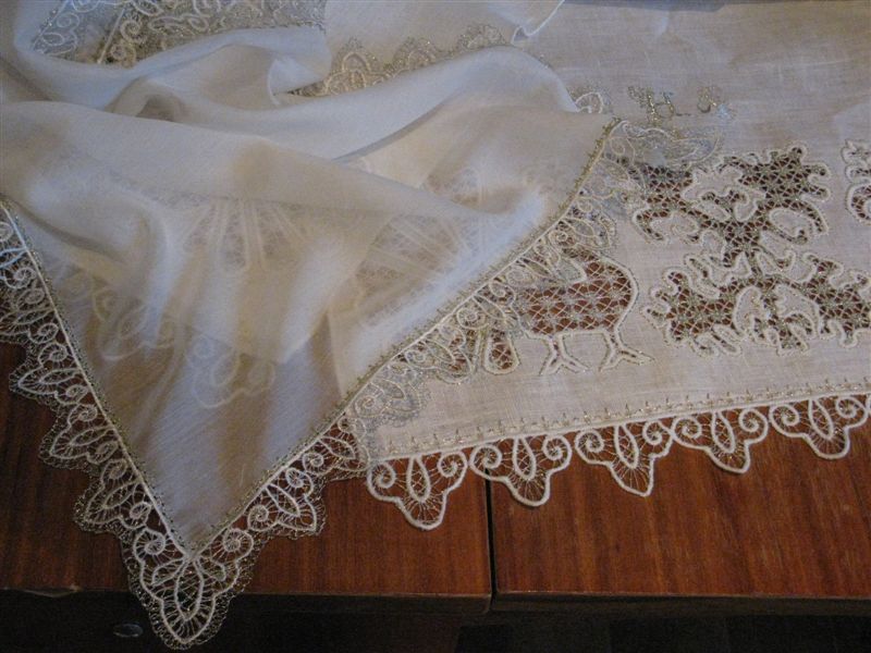 рушник( лен ) и платок( батист)