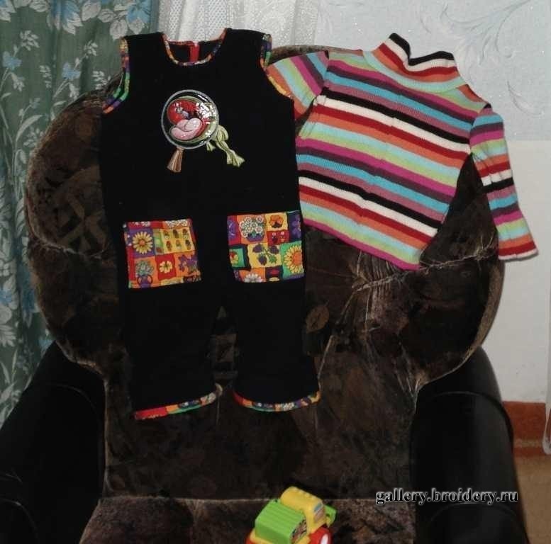 Зимний комбинезон и водолазка из старого шарфа. Машинная вышивка и шитье