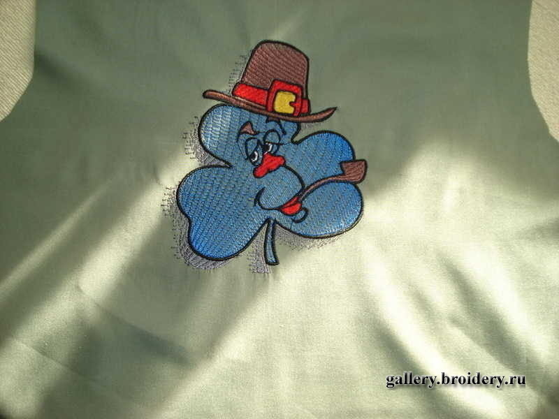 Машинная вышивка. Мистер Клевер