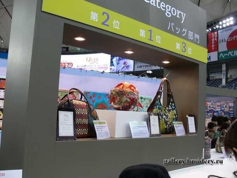 Победители на фестивале в категории "Сумки из кусочков ткани". Фестиваль Квилта. 