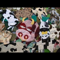 Коровы крупным планом. На фестивале квилта в Токио. 