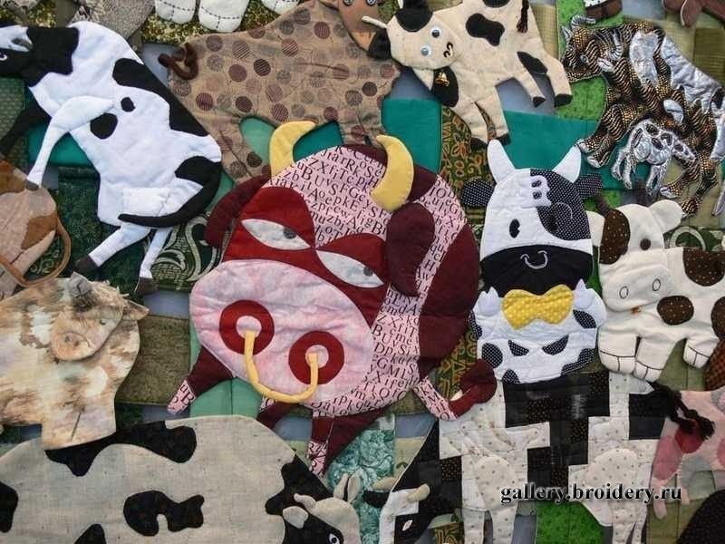 Коровы крупным планом. На фестивале квилта в Токио. 