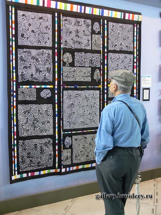 На выставке квилта присутствовали все слои населения Японии. 