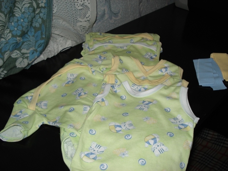 Трикотажные майки. Шитье на оверлоке