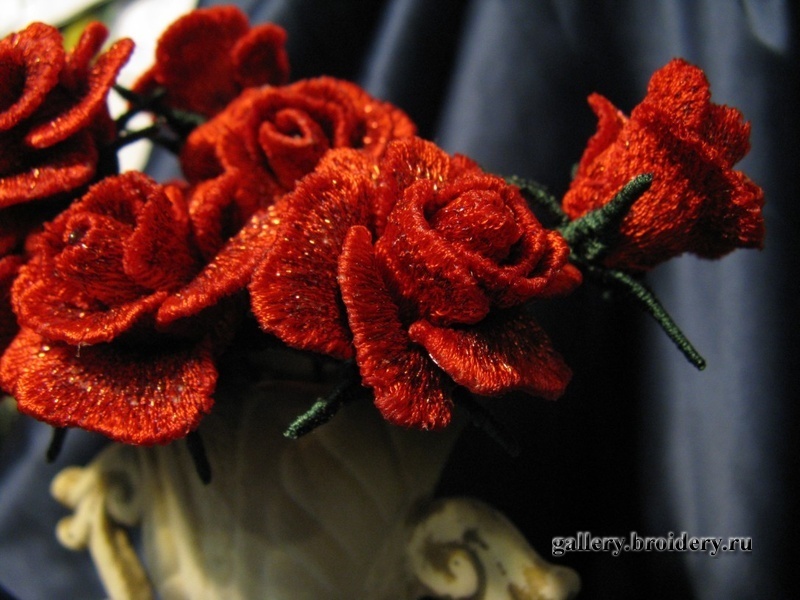 Розы. Вышивка
