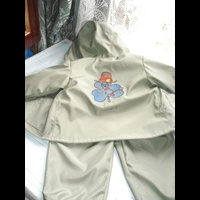 Костюм из плащевки. Машинная вышивка и шитье