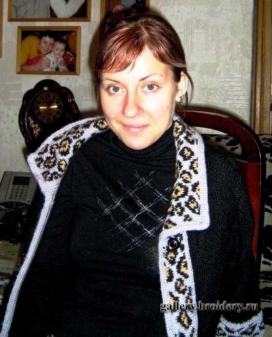 Кофта с леопардовым узором