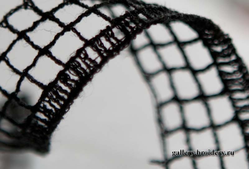 Филейное кружево из нижней нити