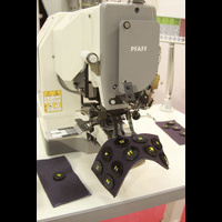 Pfaff. Пришей пуговицу! 