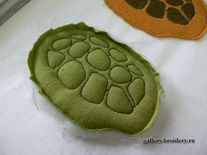 Машинная вышивка. Черепашка