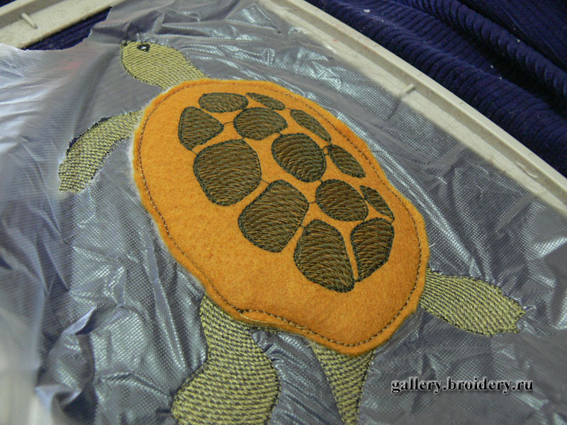 Машинная вышивка. Черепашка