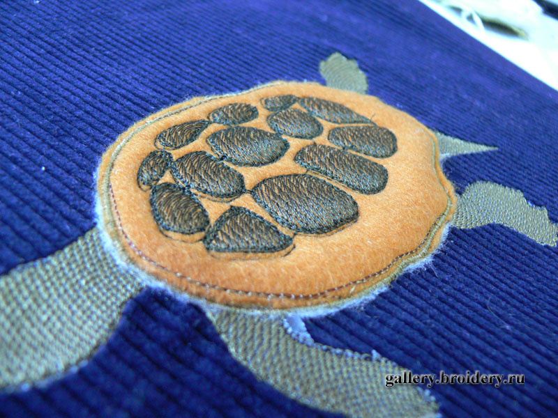 Машинная вышивка. Черепашка