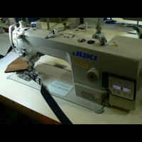 Швейная машина