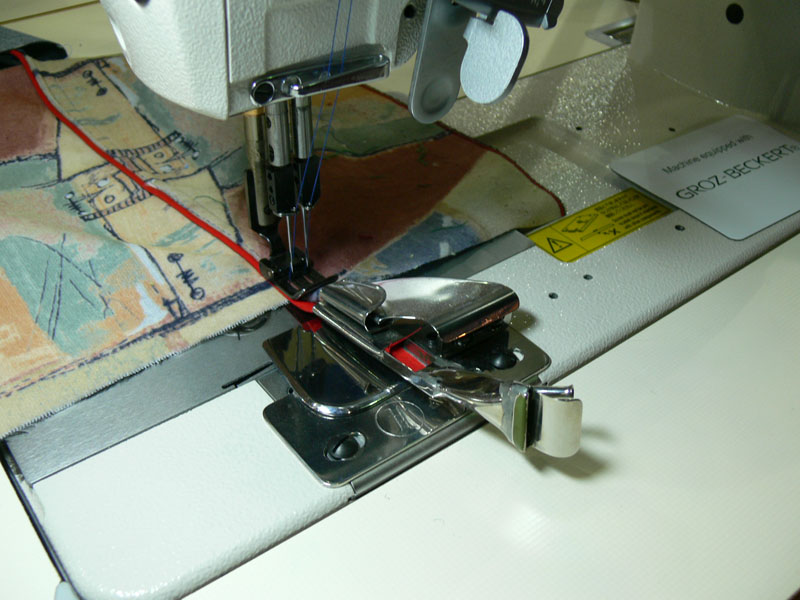 Швейная машина