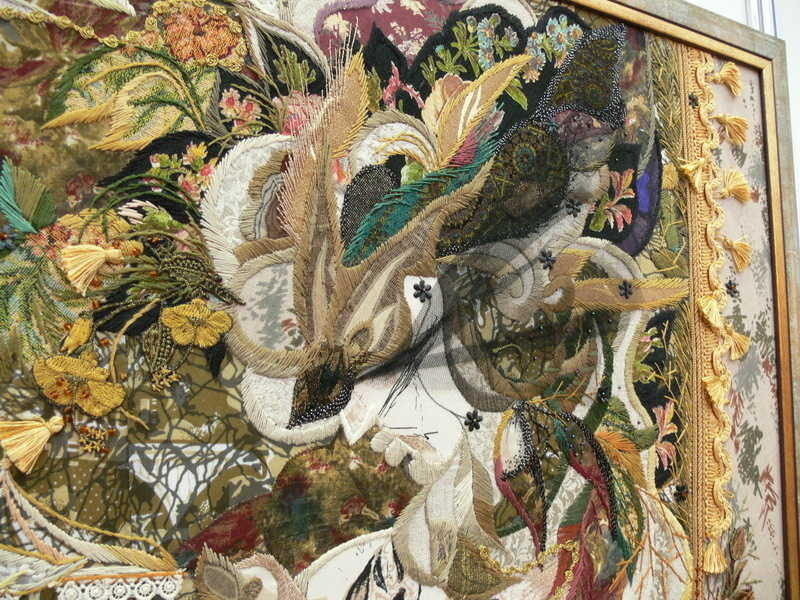 "Позолота вся сотрется". Девушка в шляпе