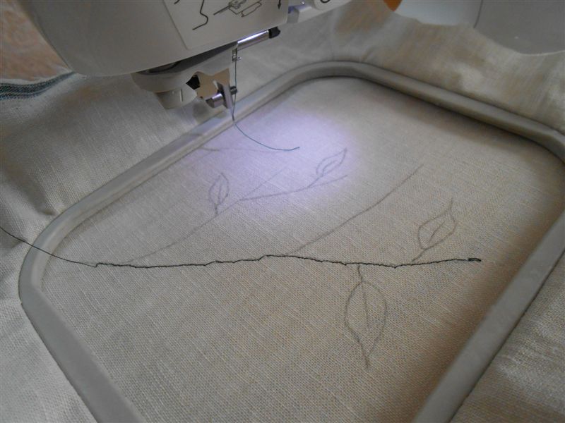 Вышиваю ветку