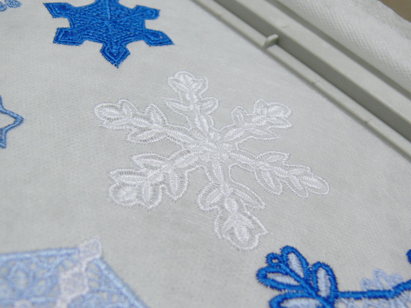 Машинная вышивка, Снежинка