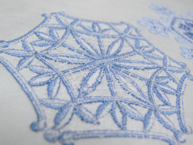 Машинная вышивка, Снежинка