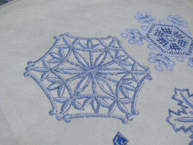 Машинная вышивка, Снежинка