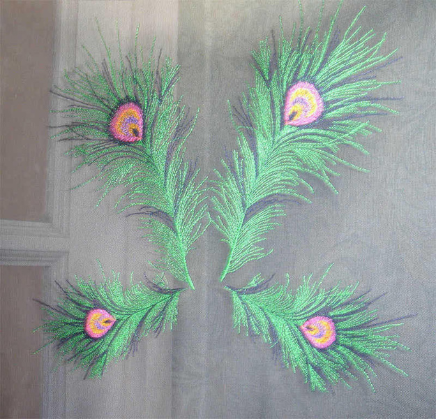 Вышивка на сетке