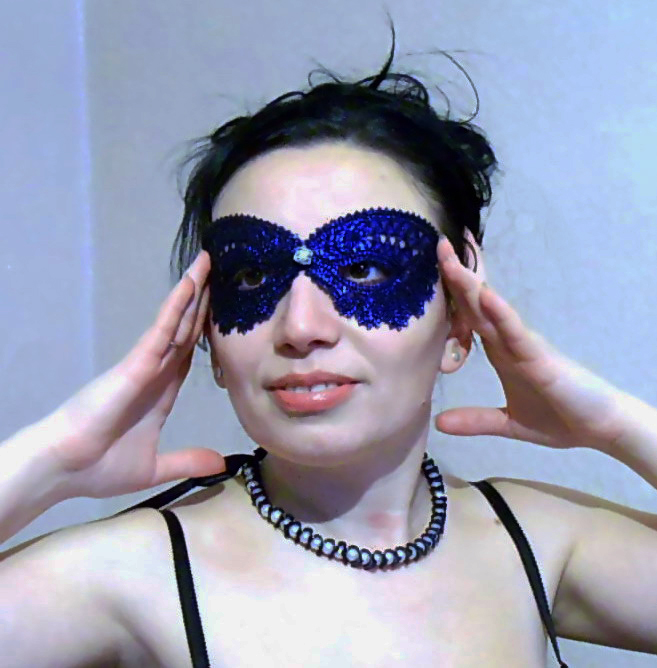 Маска. Машинная вышивка. 