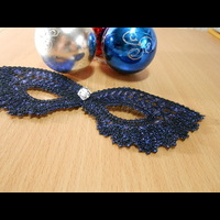 Машинная вышивка. Маска карнавальная