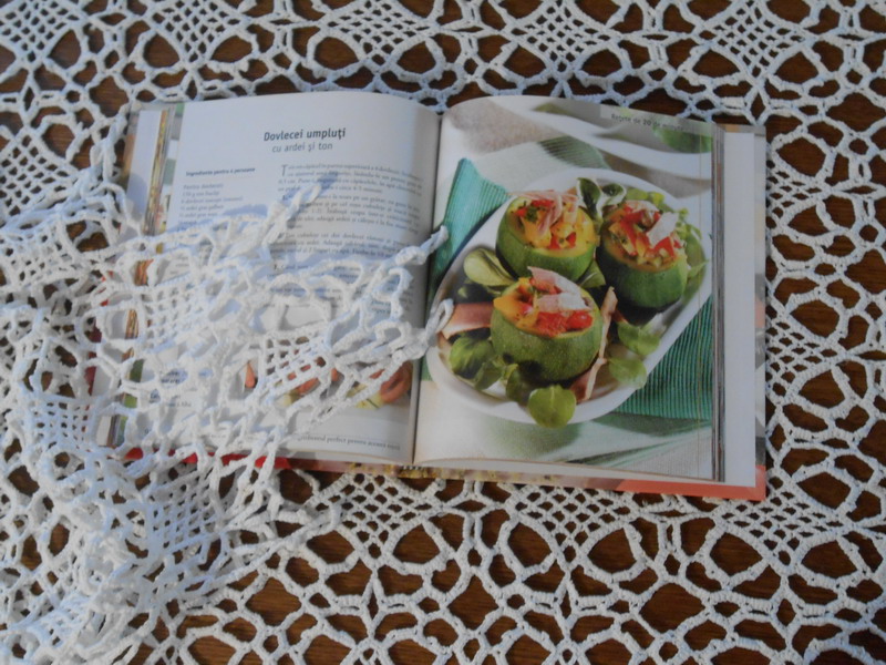 Скатерть праздничная