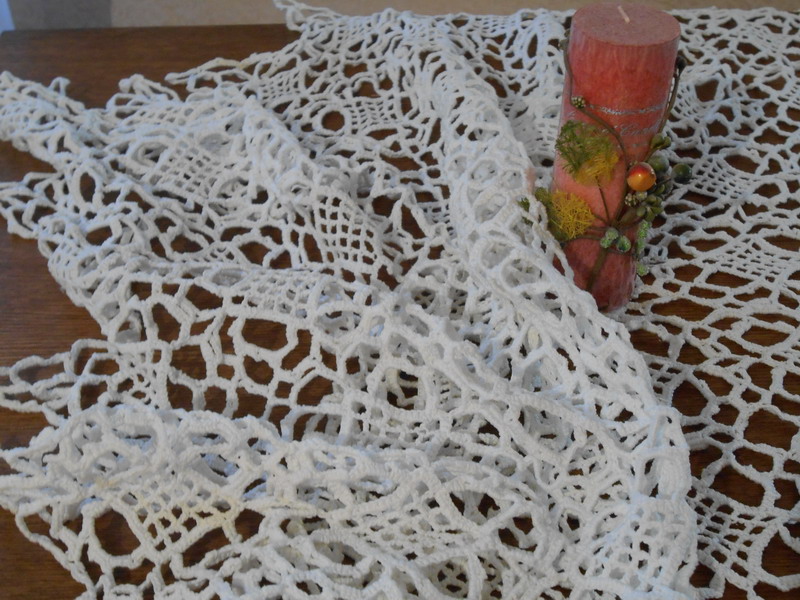 Скатерть кружевная. Связано крючком