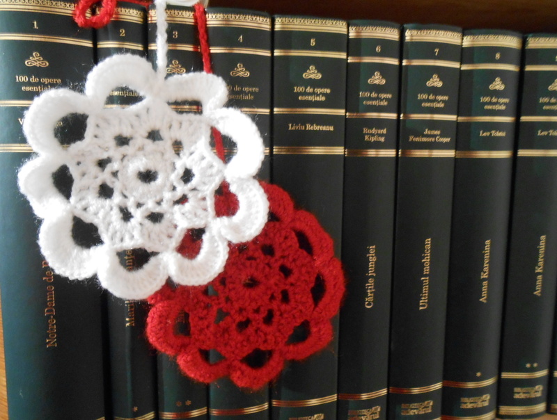 Бело-красный амулет - мэрцишор