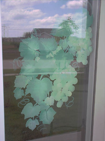 grapes_door