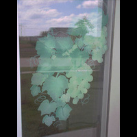 grapes_door