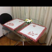 Салфетки (кружево тоже вышито на машине)