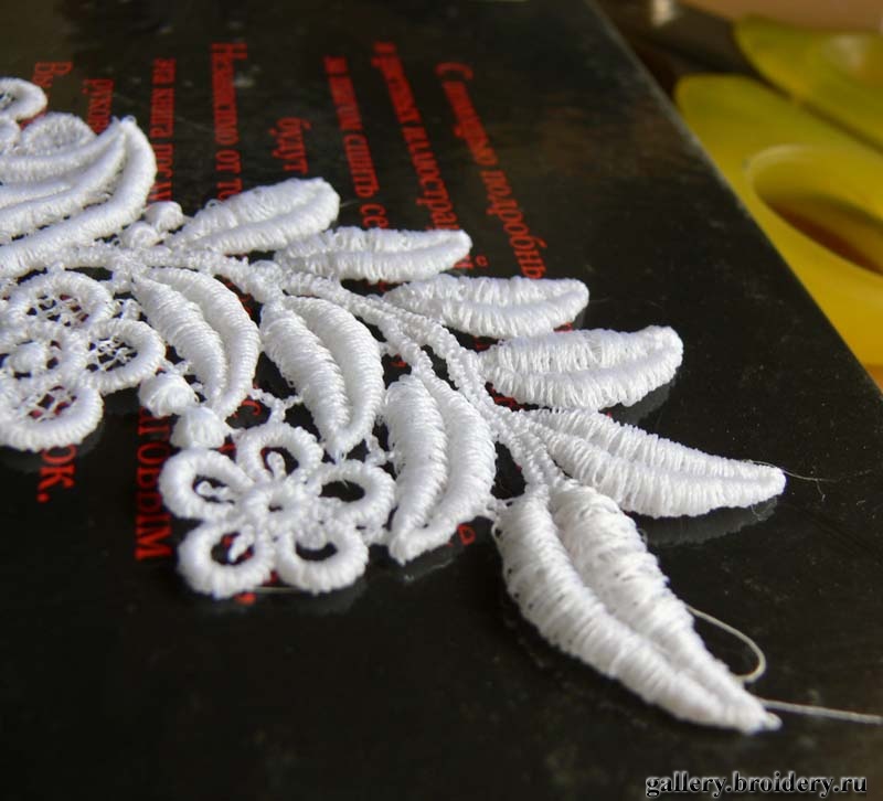 Машинная вышивка. Кружево. Деталь. Вышивальная машина Janome MB-4