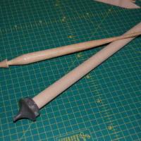 А это веретена. В ткачестве не нужны...