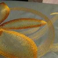 Тонкое шелковое покрывало, фрагмент