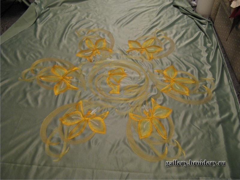 Тонкое шелковое покрывало, будет круглое диаметром 2 метра