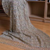 Вязаная шаль. Машинное вязание. 