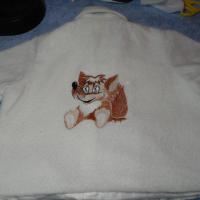 Лисенок на свитере. Машинная вышивка. 