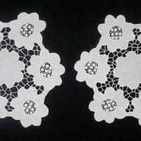 2 салфетки круглые белые
