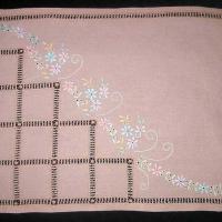 2-ая салфетка из столового набора на 6 персон