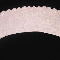 Воротник прямой белый с цветной вышивкой