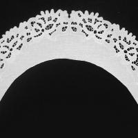 Воротник полукруглый белый