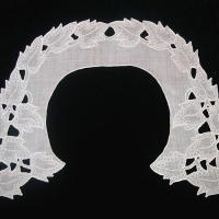 Воротник круглый белый