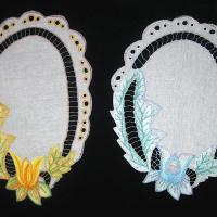 2 салфетки в коричневых и голубых тонах