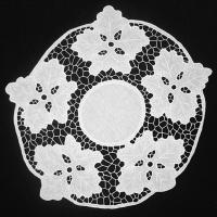 Салфетка круглая белая