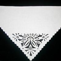 Платок на голову белого цвета