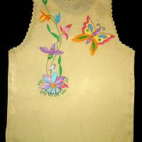 Детская маечка из желтого искусственного шелка