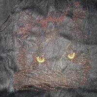 Машинаая вышивка по коже. Взгляд