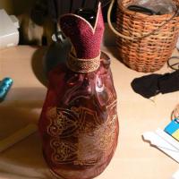 Одежда на бутылку. Машинная вышивка. 