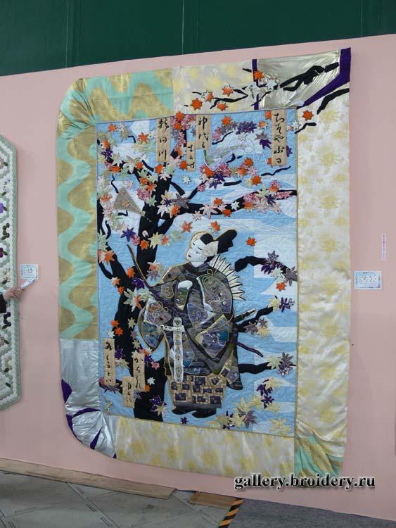 Удивительно что это клен а не сакура. Фестиваль квилта в Японии. 